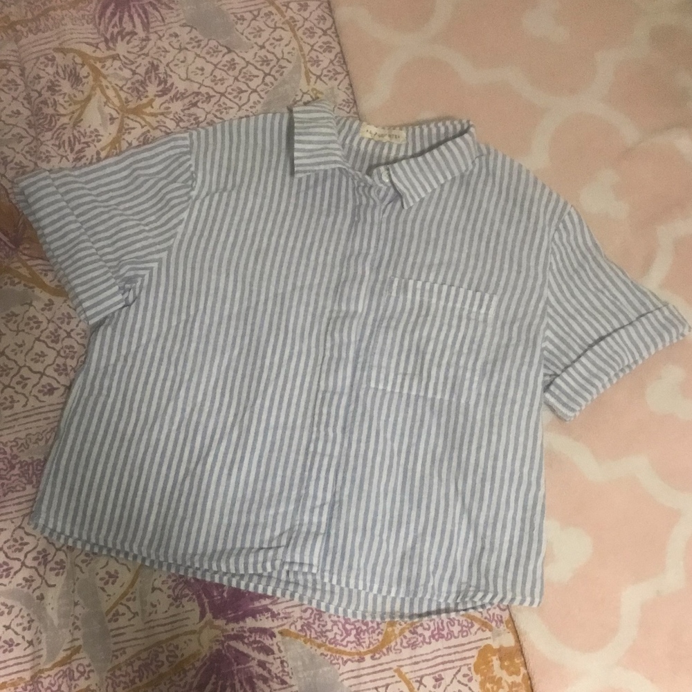 NWOT PacSun Blue and White Striped Cropped Shirt